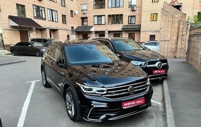 Volkswagen Tiguan II, 2021 год, 3 850 000 рублей, 1 фотография