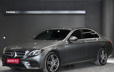 Mercedes-Benz E-Класс, 2020 год, 3 800 000 рублей, 1 фотография