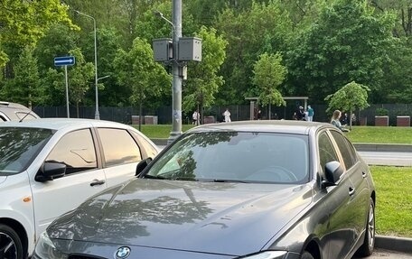 BMW 3 серия, 2018 год, 2 100 000 рублей, 1 фотография