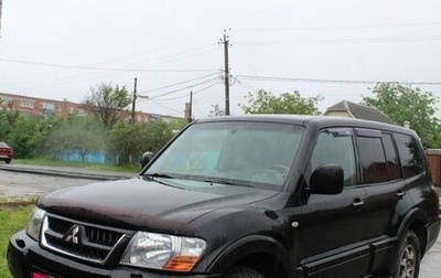 Mitsubishi Pajero III рестайлинг, 2004 год, 800 000 рублей, 1 фотография