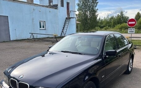 BMW 5 серия, 2003 год, 750 000 рублей, 1 фотография