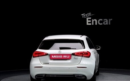 Mercedes-Benz A-Класс, 2021 год, 2 732 000 рублей, 4 фотография