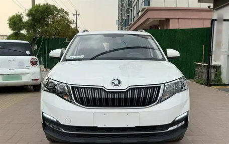 Skoda Kamiq I, 2022 год, 1 365 000 рублей, 2 фотография