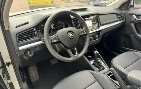 Skoda Kamiq I, 2022 год, 1 365 000 рублей, 8 фотография