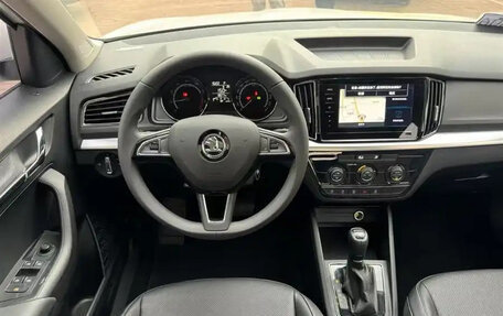 Skoda Kamiq I, 2022 год, 1 365 000 рублей, 9 фотография