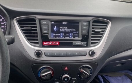 Hyundai Solaris II рестайлинг, 2018 год, 1 350 000 рублей, 11 фотография