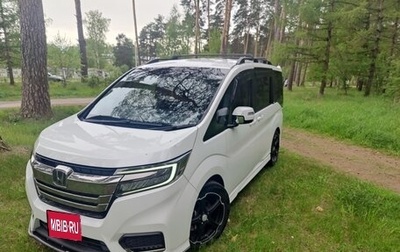 Honda Stepwgn IV, 2019 год, 2 650 000 рублей, 1 фотография