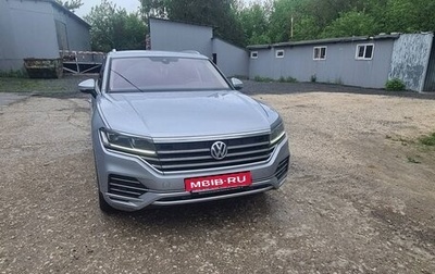 Volkswagen Touareg III, 2018 год, 3 850 000 рублей, 1 фотография