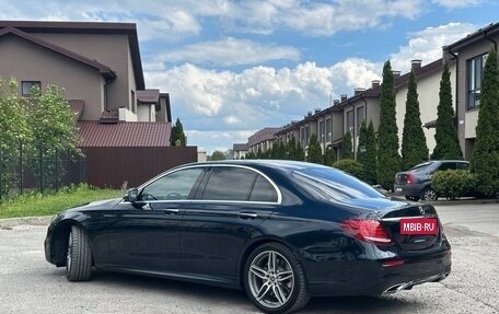 Mercedes-Benz E-Класс, 2017 год, 4 550 000 рублей, 4 фотография