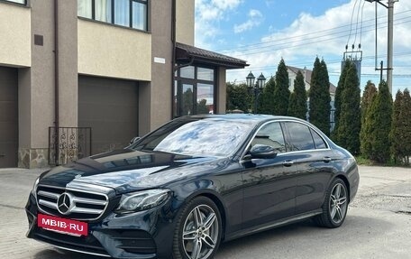 Mercedes-Benz E-Класс, 2017 год, 4 550 000 рублей, 14 фотография