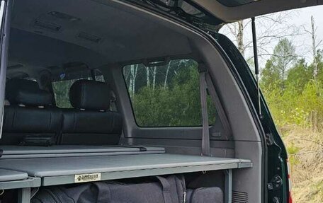 Toyota Land Cruiser 100 рестайлинг 2, 2003 год, 2 750 000 рублей, 18 фотография