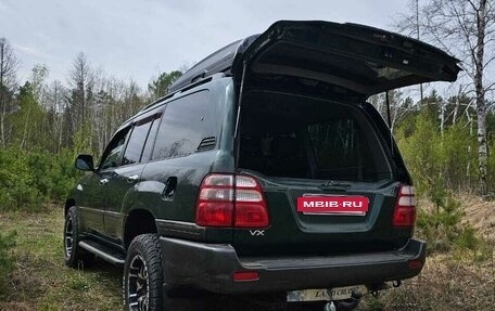 Toyota Land Cruiser 100 рестайлинг 2, 2003 год, 2 750 000 рублей, 10 фотография
