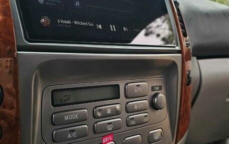 Toyota Land Cruiser 100 рестайлинг 2, 2003 год, 2 750 000 рублей, 19 фотография