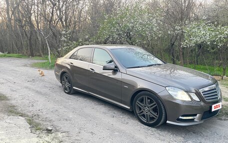 Mercedes-Benz E-Класс, 2012 год, 1 890 000 рублей, 8 фотография