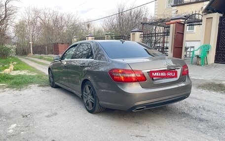 Mercedes-Benz E-Класс, 2012 год, 1 890 000 рублей, 11 фотография