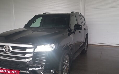 Toyota Land Cruiser, 2022 год, 9 500 000 рублей, 2 фотография