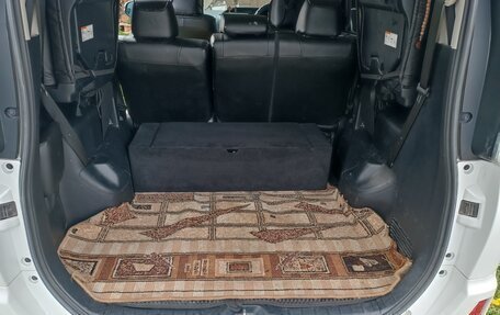 Toyota Voxy III, 2014 год, 1 970 000 рублей, 8 фотография
