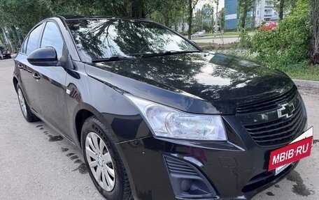 Chevrolet Cruze II, 2013 год, 730 000 рублей, 2 фотография