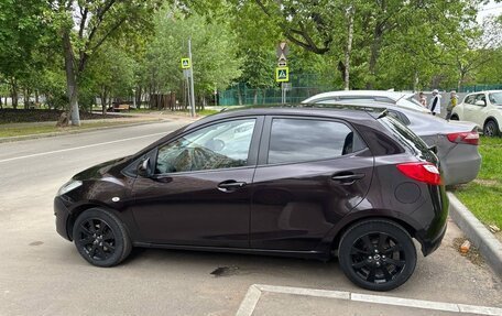 Mazda 2 III, 2014 год, 850 000 рублей, 2 фотография
