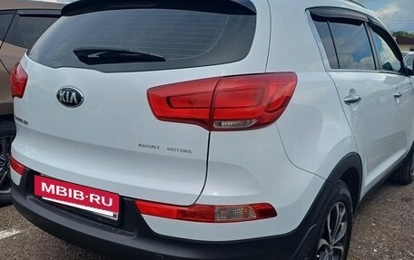 KIA Sportage III, 2015 год, 1 570 000 рублей, 2 фотография