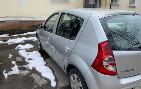 Renault Sandero I, 2013 год, 700 000 рублей, 4 фотография
