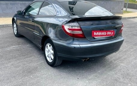 Mercedes-Benz C-Класс, 2006 год, 695 000 рублей, 5 фотография