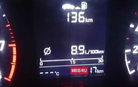 Hyundai Solaris II рестайлинг, 2017 год, 900 000 рублей, 12 фотография