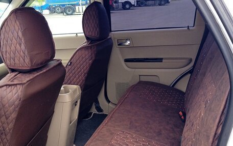 Mazda Tribute II, 2007 год, 650 000 рублей, 7 фотография