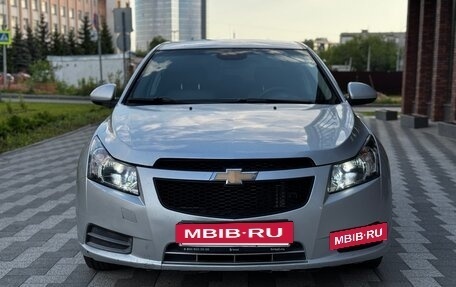 Chevrolet Cruze II, 2011 год, 515 000 рублей, 2 фотография