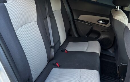 Chevrolet Cruze II, 2011 год, 515 000 рублей, 15 фотография