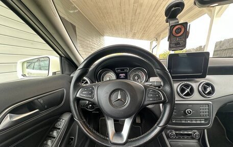 Mercedes-Benz GLA, 2015 год, 2 190 000 рублей, 15 фотография