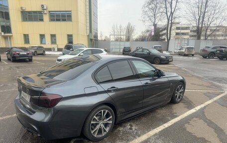 BMW 3 серия, 2018 год, 2 250 000 рублей, 2 фотография