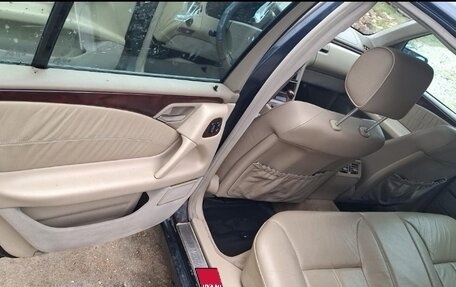 Mercedes-Benz E-Класс, 1999 год, 335 000 рублей, 8 фотография