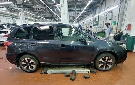 Subaru Forester, 2017 год, 2 197 000 рублей, 8 фотография