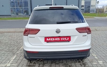 Volkswagen Tiguan II, 2019 год, 3 300 000 рублей, 2 фотография