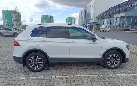 Volkswagen Tiguan II, 2019 год, 3 300 000 рублей, 4 фотография