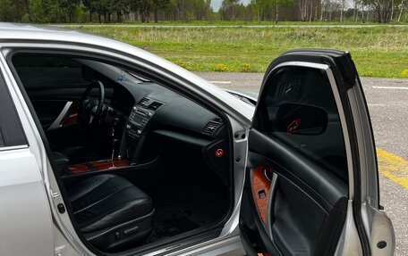 Toyota Camry, 2008 год, 1 200 000 рублей, 11 фотография