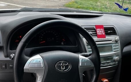 Toyota Camry, 2008 год, 1 200 000 рублей, 18 фотография