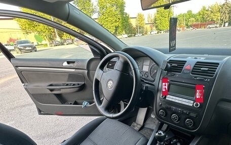 Volkswagen Jetta VI, 2006 год, 580 000 рублей, 5 фотография