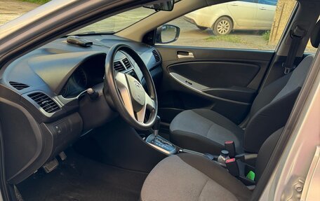 Hyundai Solaris II рестайлинг, 2013 год, 968 000 рублей, 5 фотография