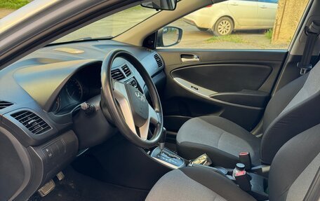 Hyundai Solaris II рестайлинг, 2013 год, 968 000 рублей, 9 фотография