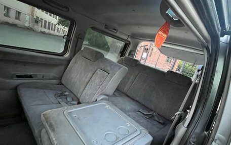 Mazda Bongo Friendee i рестайлинг, 2001 год, 400 000 рублей, 14 фотография