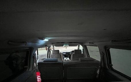 Mazda Bongo Friendee i рестайлинг, 2001 год, 400 000 рублей, 15 фотография