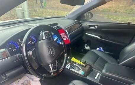 Toyota Camry, 2015 год, 1 650 000 рублей, 4 фотография