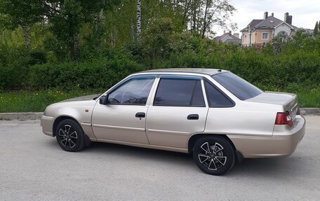 Daewoo Nexia I рестайлинг, 2012 год, 350 000 рублей, 2 фотография