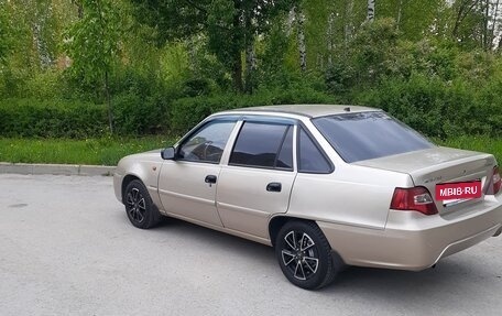 Daewoo Nexia I рестайлинг, 2012 год, 350 000 рублей, 15 фотография