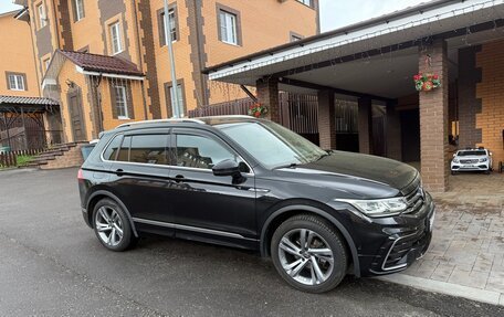 Volkswagen Tiguan II, 2021 год, 3 850 000 рублей, 3 фотография