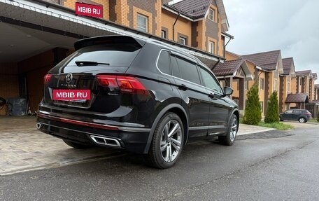 Volkswagen Tiguan II, 2021 год, 3 850 000 рублей, 4 фотография