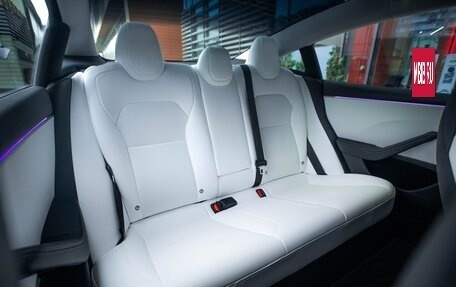 Tesla Model 3 I, 2024 год, 8 900 000 рублей, 26 фотография