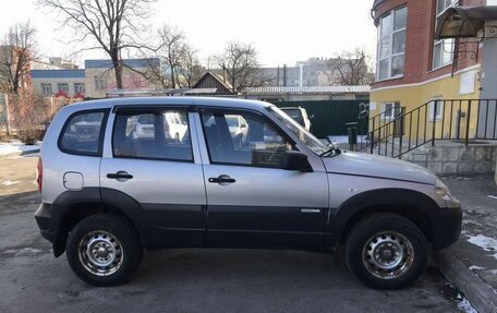 Chevrolet Niva I рестайлинг, 2013 год, 580 000 рублей, 4 фотография